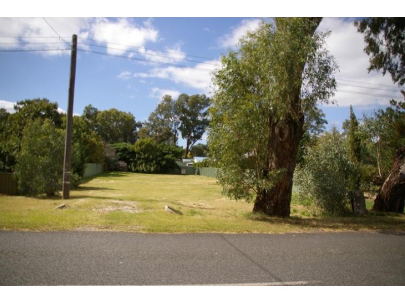 13 Livingstone street, Avenel VIC 3664