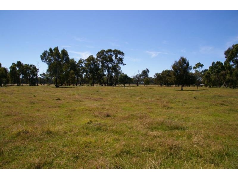 24 Lydiards road, Euroa VIC 3666