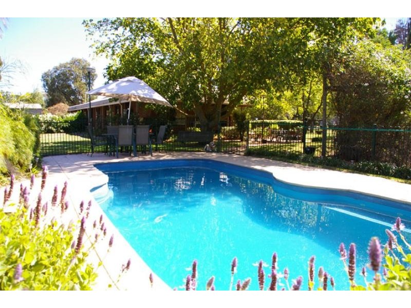 24 Lydiards road, Euroa VIC 3666
