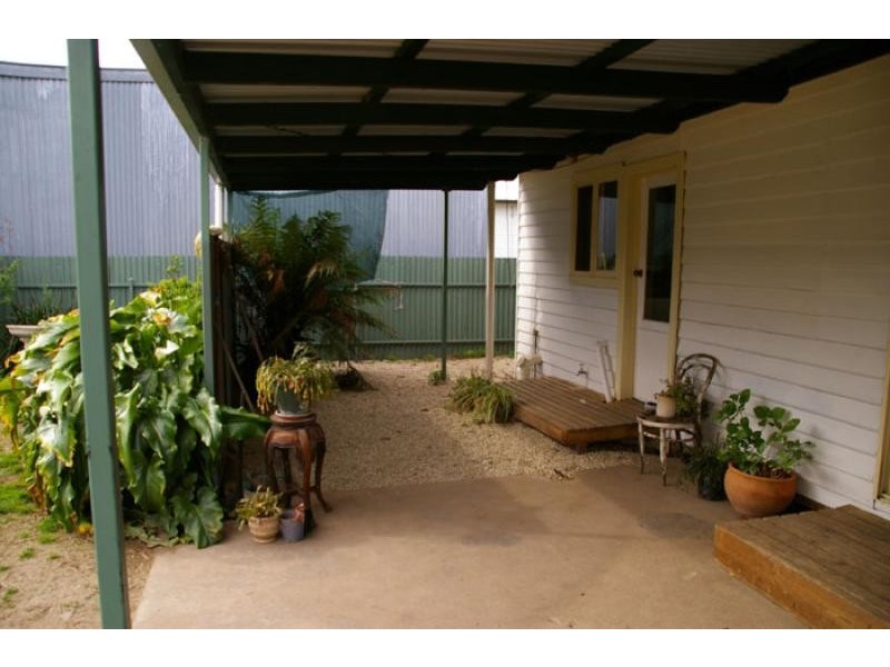 6 Atkins street, Euroa VIC 3666