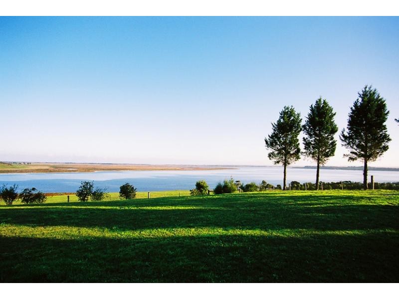 185 Brinsmead Lane, Leopold VIC 3224