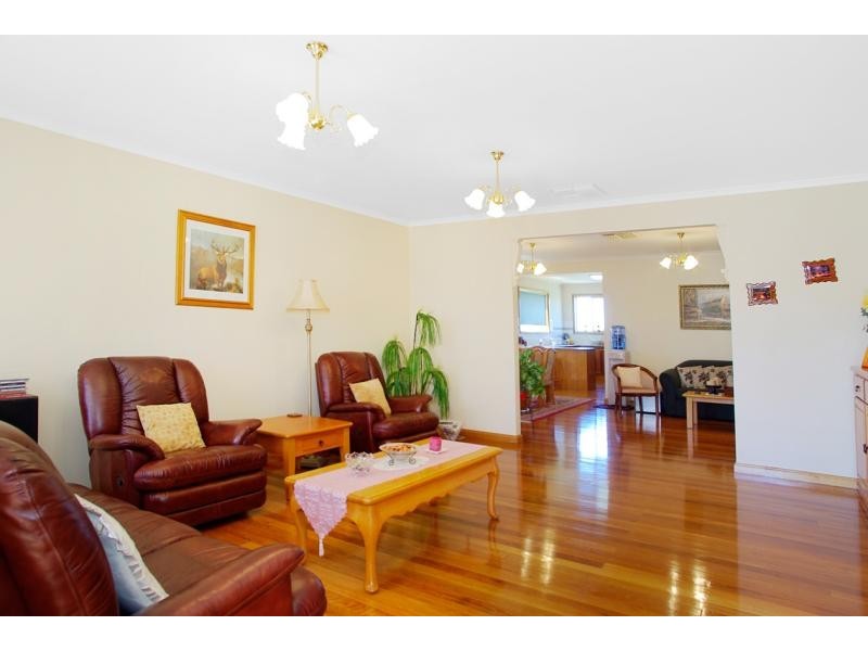 5 NIREEDA COURT, Wandana Heights VIC 3216
