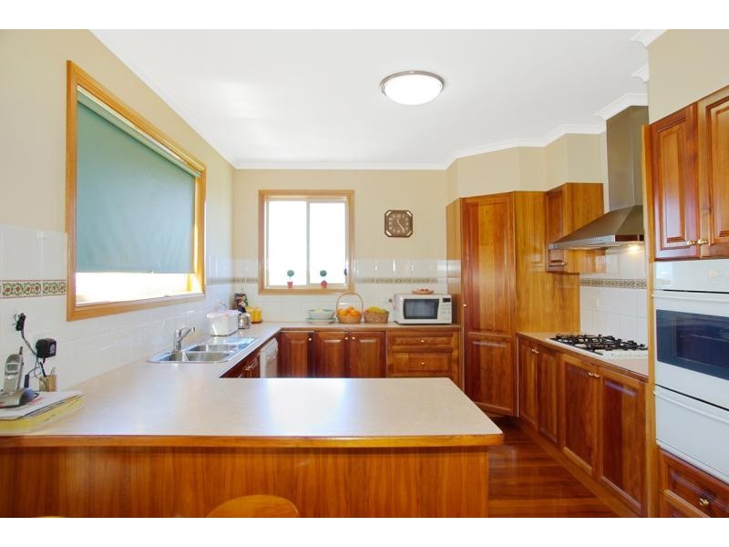 5 NIREEDA COURT, Wandana Heights VIC 3216