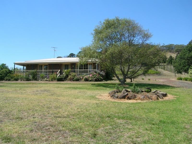 20 Staughton Vale  Road, Anakie VIC 3221