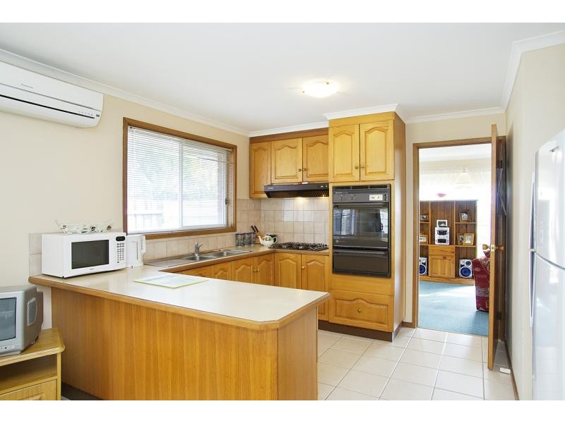 81 FOREST ROAD SOUTH, Lara VIC 3212
