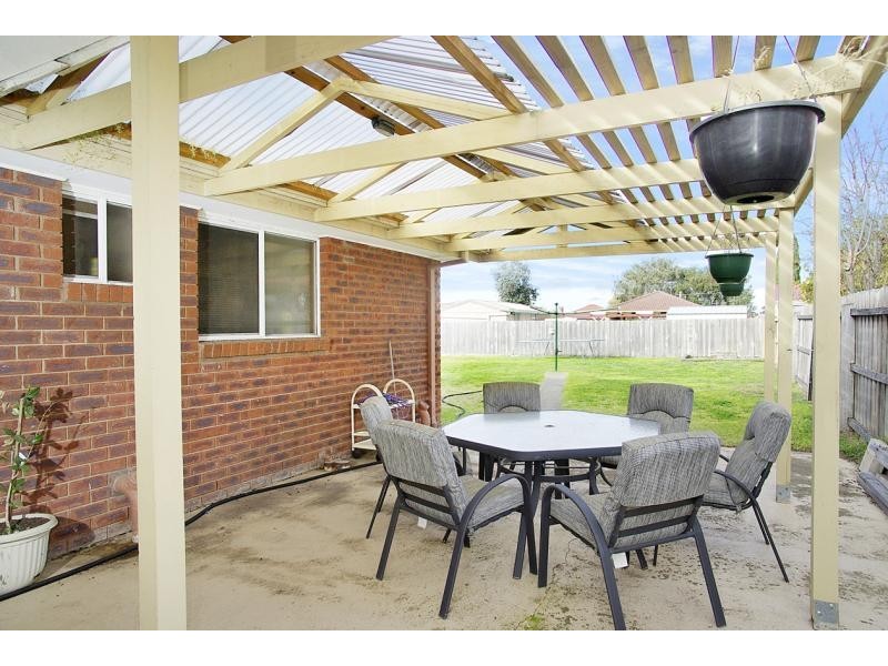 81 FOREST ROAD SOUTH, Lara VIC 3212