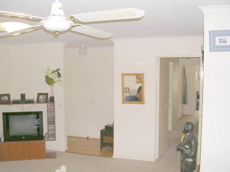 Unit 1/8 Camdell Court, Belmont VIC 3216