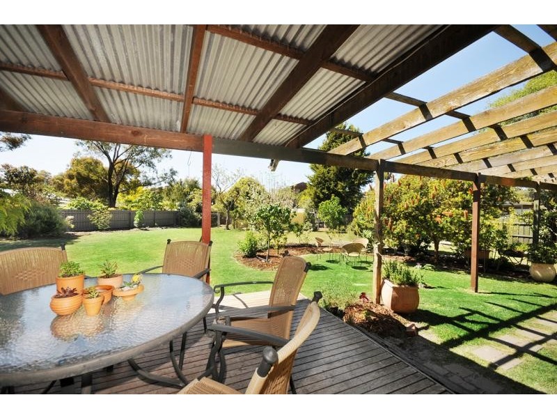 1 BREAKER COURT, Ocean Grove VIC 3226