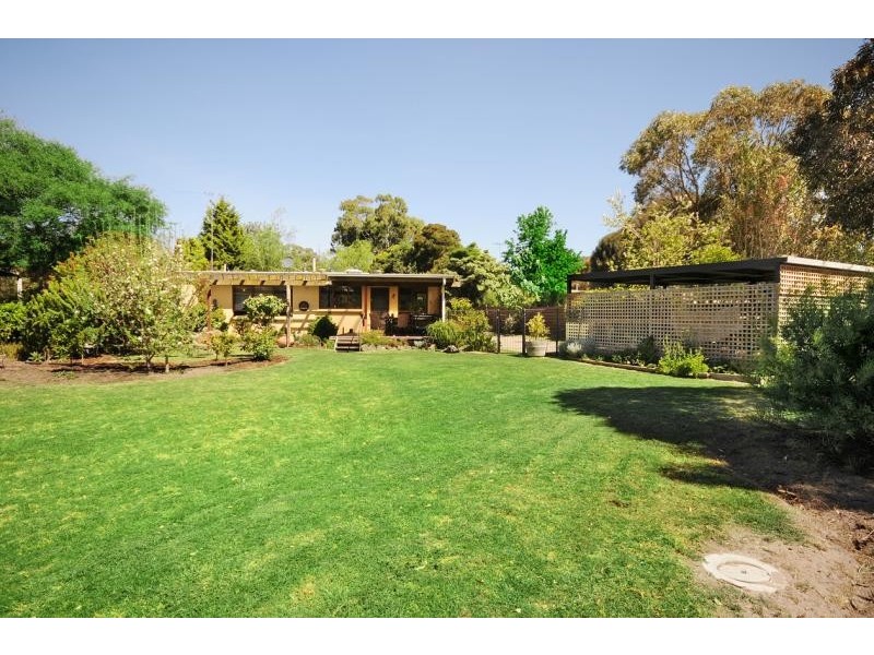 1 BREAKER COURT, Ocean Grove VIC 3226