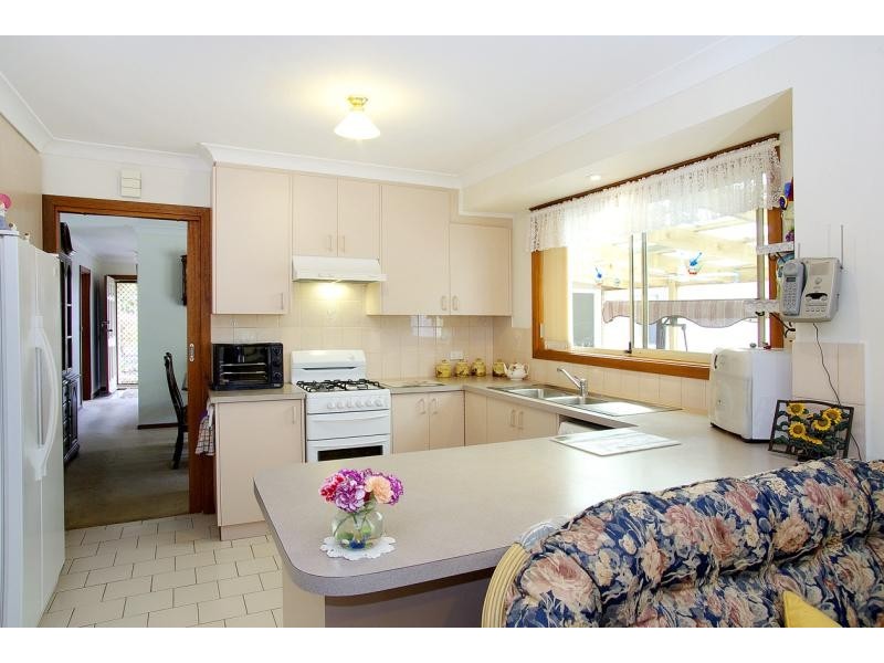 31 DARRAMBAL CRESCENT, Leopold VIC 3224
