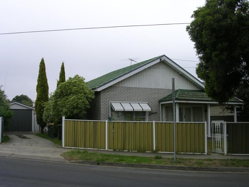 11 CORIO STREET, Belmont VIC 3216