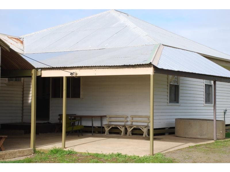 1030 Sidebottom Road, Pine Lodge VIC 3631