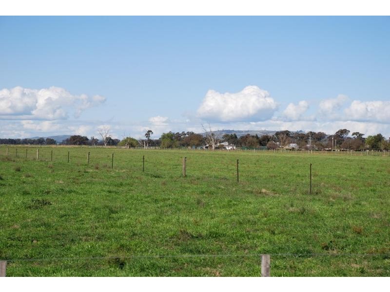 1030 Sidebottom Road, Pine Lodge VIC 3631