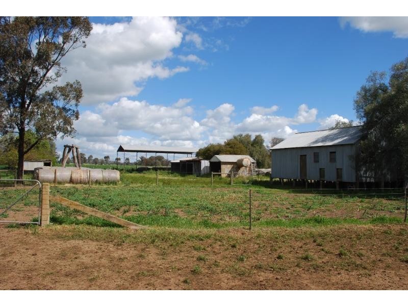 160 Ford Road, and adjoining,1155 Cosgrove Rd, Katandra VIC 3634