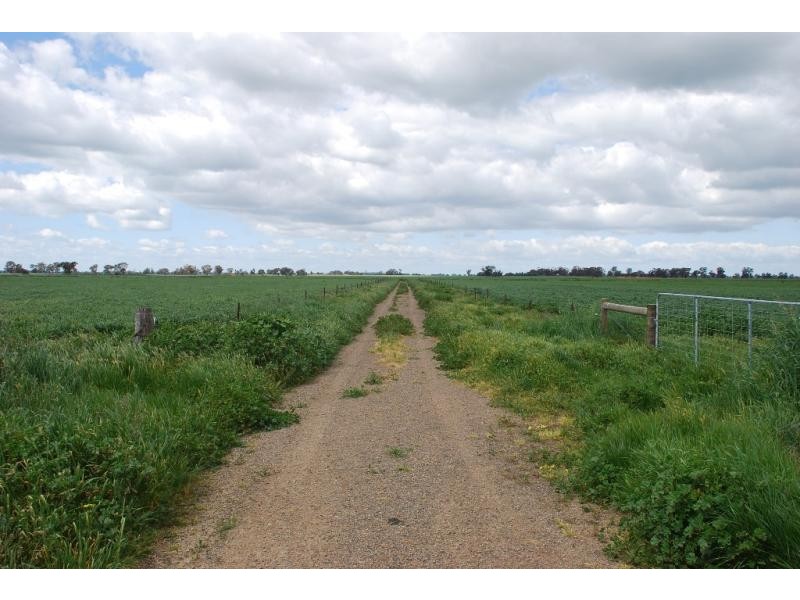 160 Ford Road, and adjoining,1155 Cosgrove Rd, Katandra VIC 3634