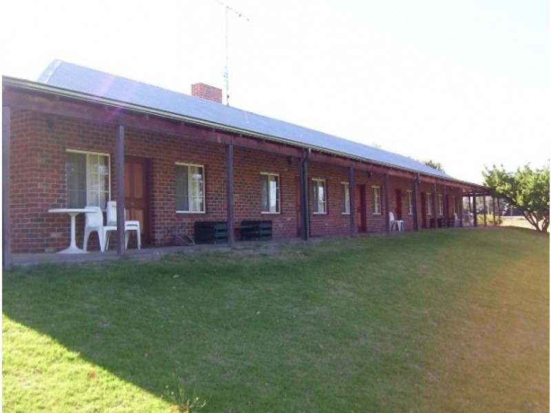 4 South West Highway, Mullalyup WA 6252