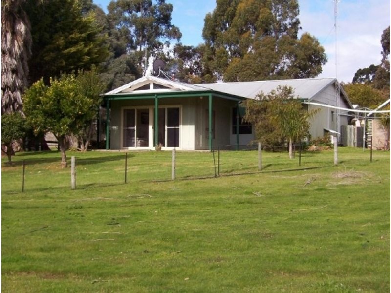 132 Lefroy Rd, Bridgetown WA 6255