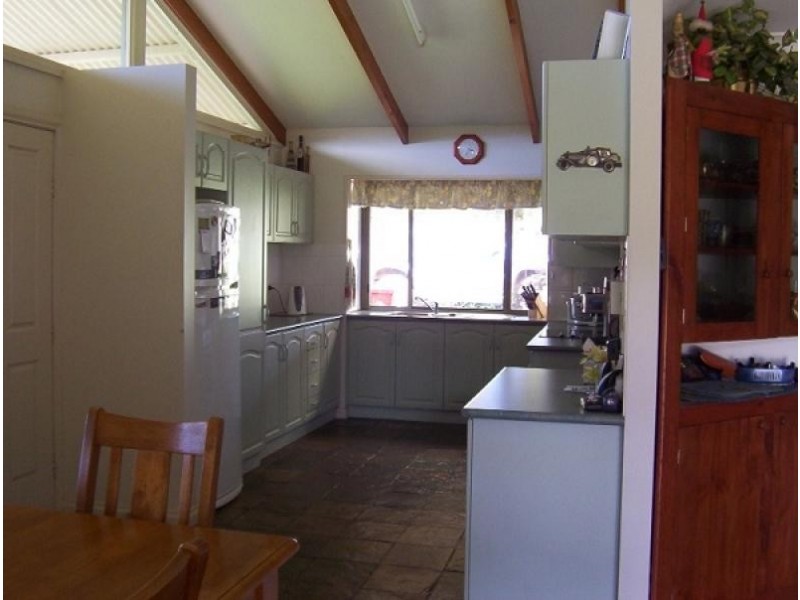 132 Lefroy Rd, Bridgetown WA 6255