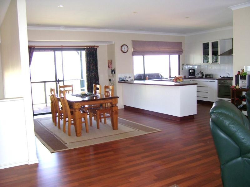 90 Gibbard Pl, Bullsbrook WA 6084