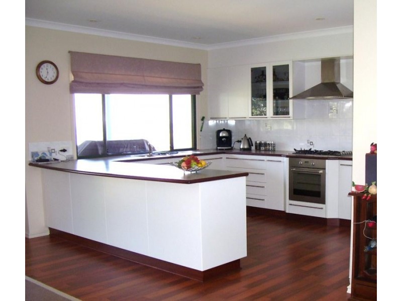 90 Gibbard Pl, Bullsbrook WA 6084
