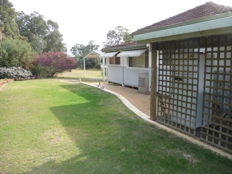 173 Morrissey Rd, Bullsbrook WA 6084