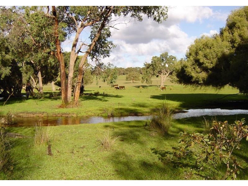 279 Red Gully Road, Gingin WA 6503