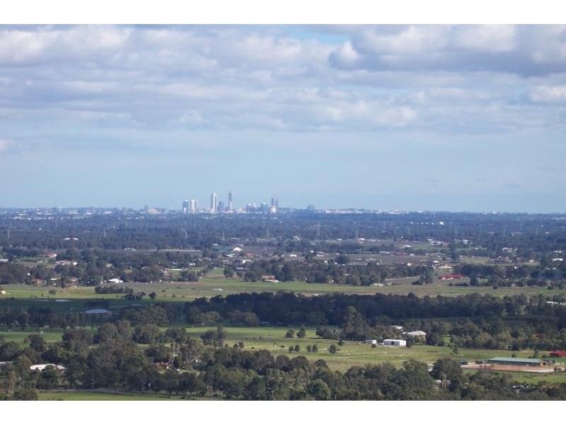 80/82 Range Rd, Millendon WA 6056