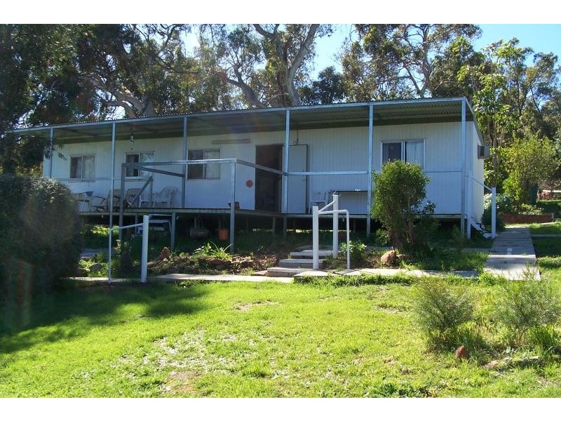 80/82 Range Rd, Millendon WA 6056