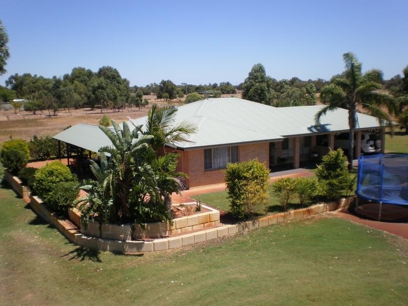 84 Murray Road, Henley Brook WA 6055