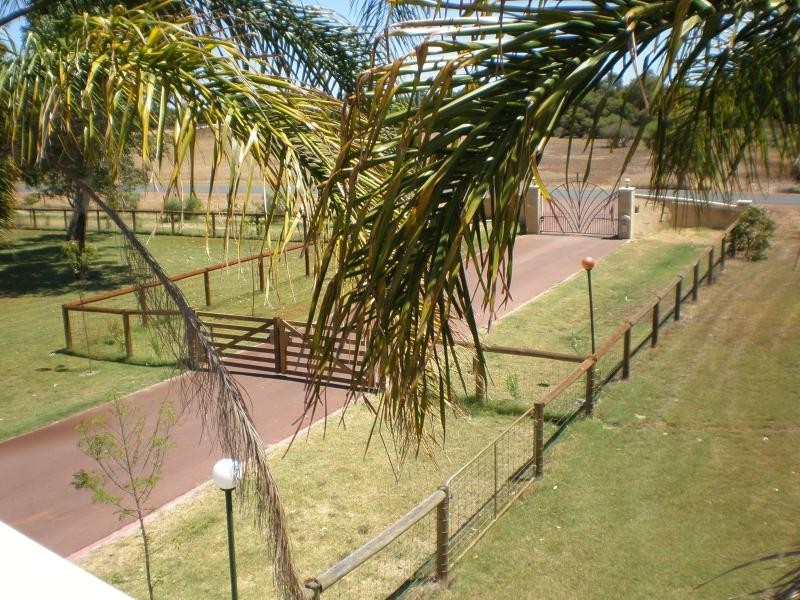 84 Murray Road, Henley Brook WA 6055