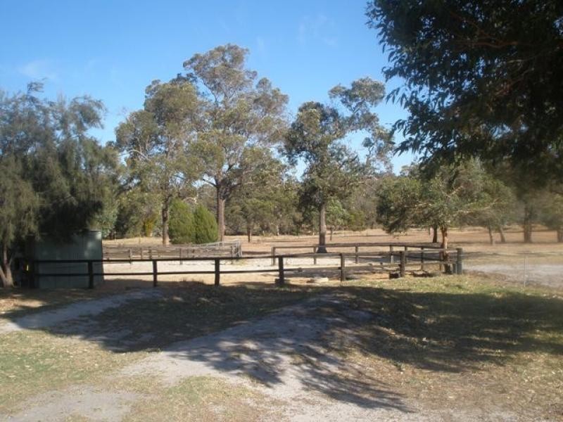 44 Greenside Lane, Bullsbrook WA 6084