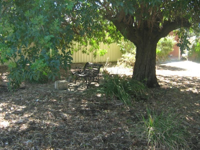 15 WOOLLCOTT AVE, West Swan WA 6055