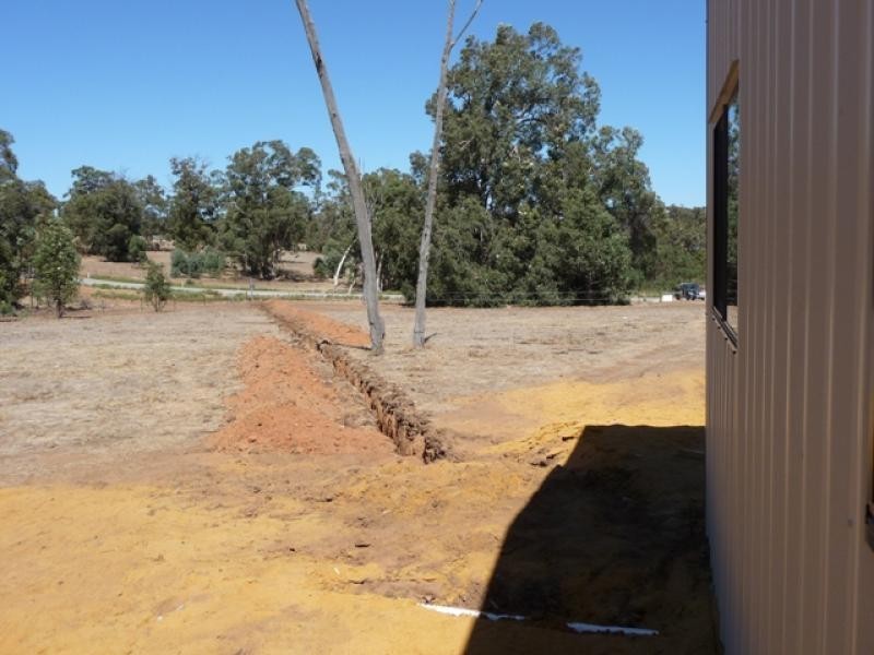 184 Wisteria Way, Chittering WA 6084