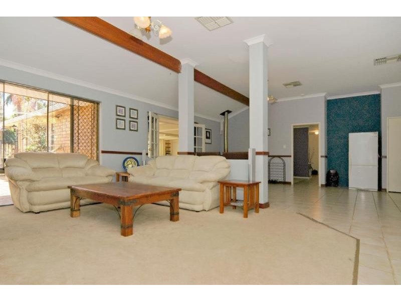 10 Eden Dve, Bullsbrook WA 6084