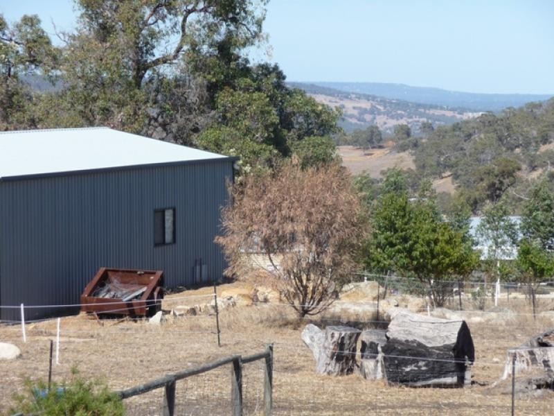 24 Gibbard Pl, Bullsbrook WA 6084