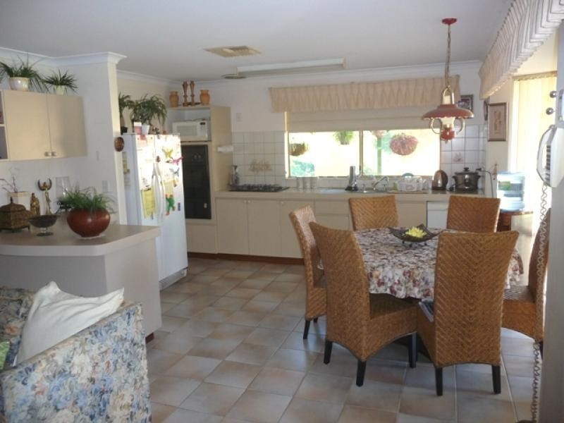 19 Brockholes Street, Bullsbrook WA 6084