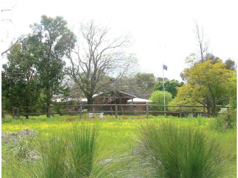 515 Blue Plains Road, Chittering WA 6084