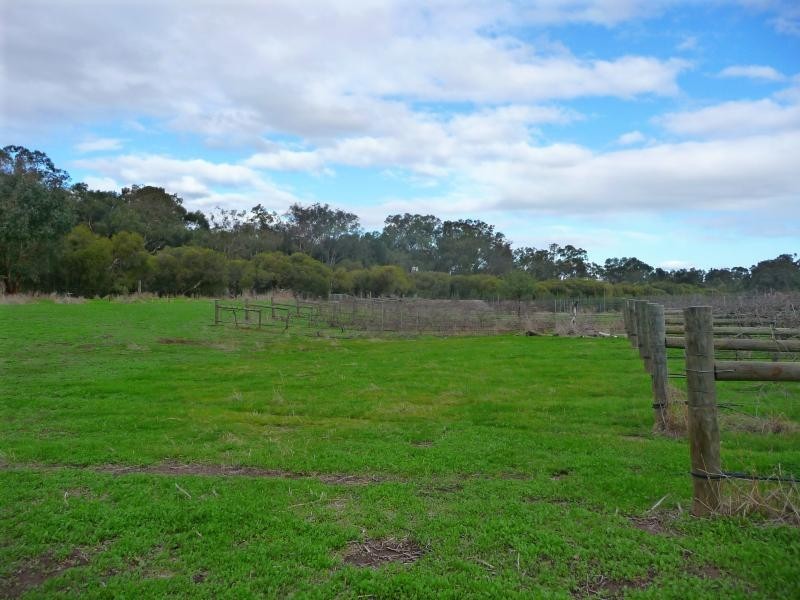 131 Swan Street, Henley Brook WA 6055