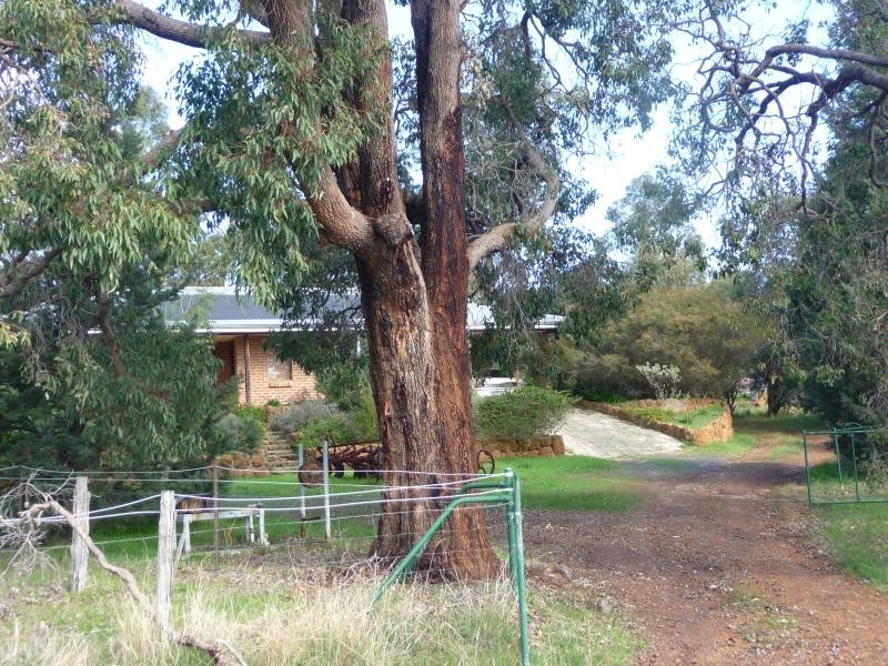 17 Rhys Rd, Bullsbrook WA 6084