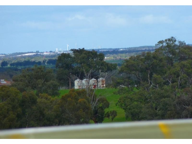 44 Hurd Rd, Bullsbrook WA 6084