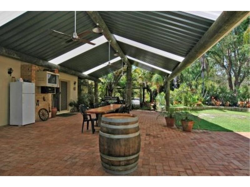 540 Neaves Road, Mariginiup WA 6065