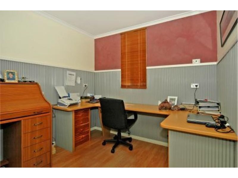 540 Neaves Road, Mariginiup WA 6065