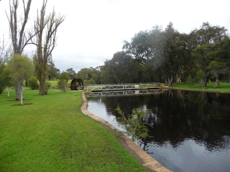 22 Strathalbyn Way, Gingin WA 6503