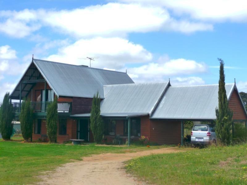 62 Cheriton Rd, Gingin WA 6503