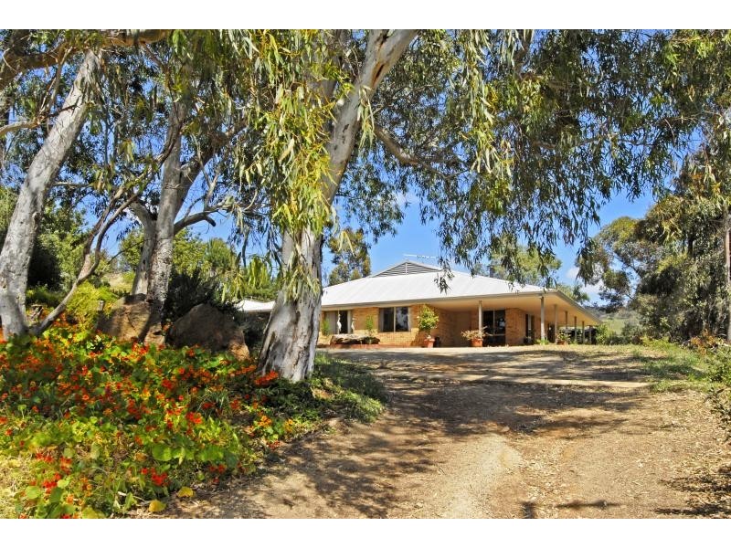 2837 Chittering Rd, Chittering WA 6084