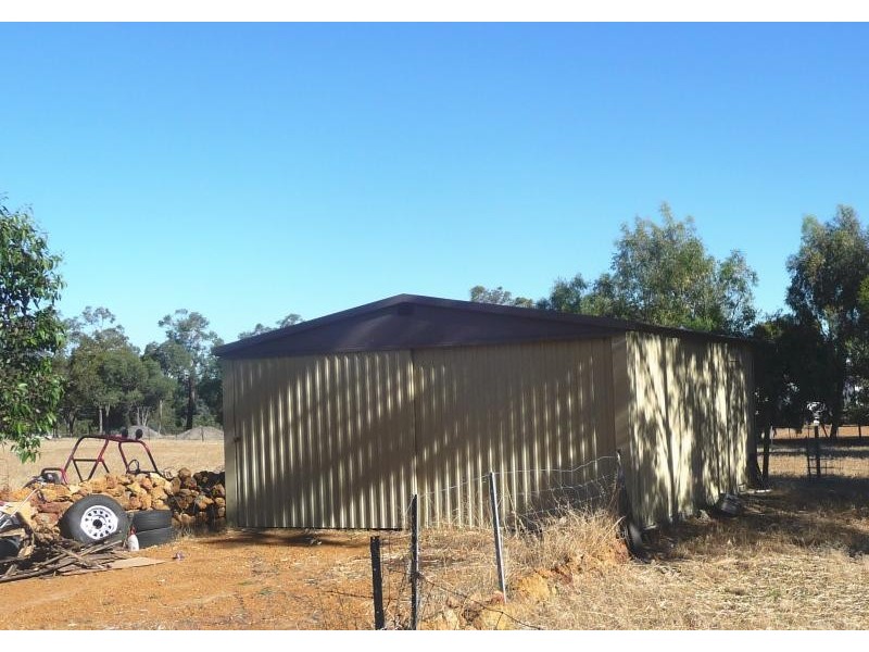 84 Jenkins Rd, Bullsbrook WA 6084