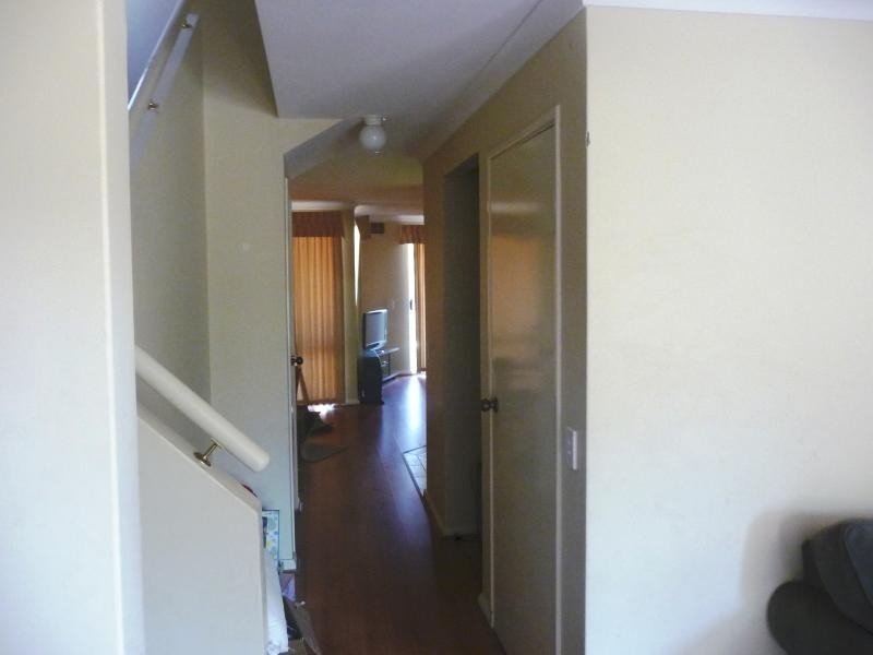 17 Lakefront Circle, The Vines WA 6069