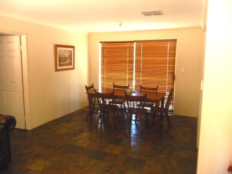 41 Robin Grove, Bindoon WA 6502