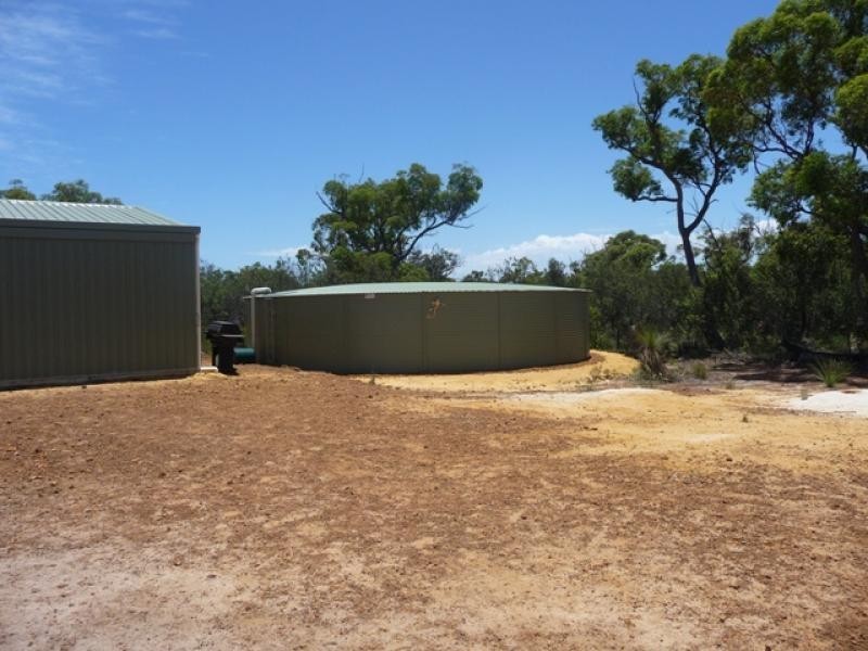25 Pipe Lily Way, Lower Chittering WA 6084