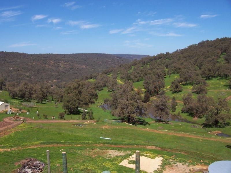 320 Clarkson Rd, Bullsbrook WA 6084